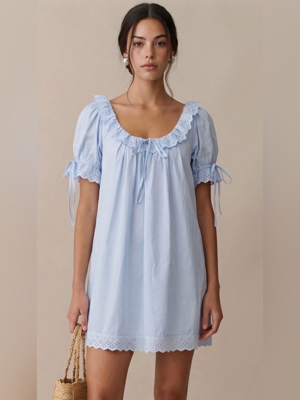 Few Moda kourt NWT Juliet Light Blue 100% Cotton Eyelet Mini Dress